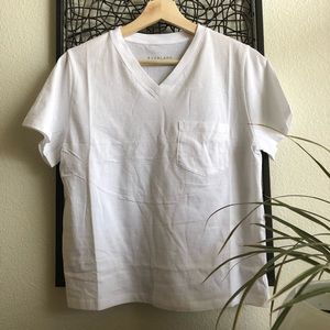 Everlane V neck new with tags size small